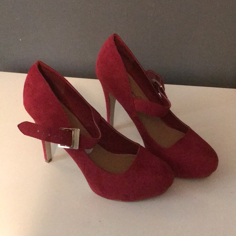 Ladies shoes